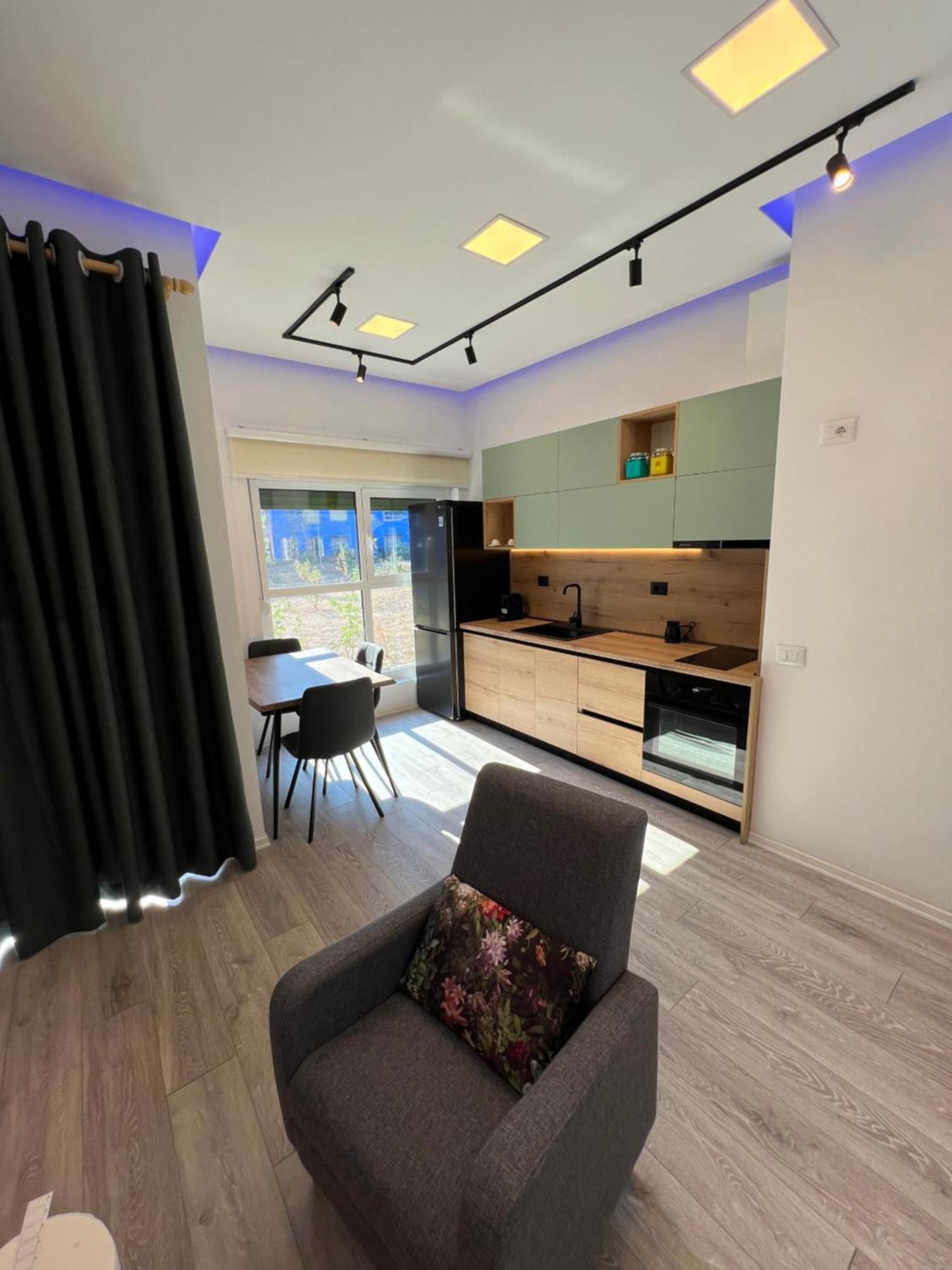 טיראנה Sunflower Apartment מראה חיצוני תמונה