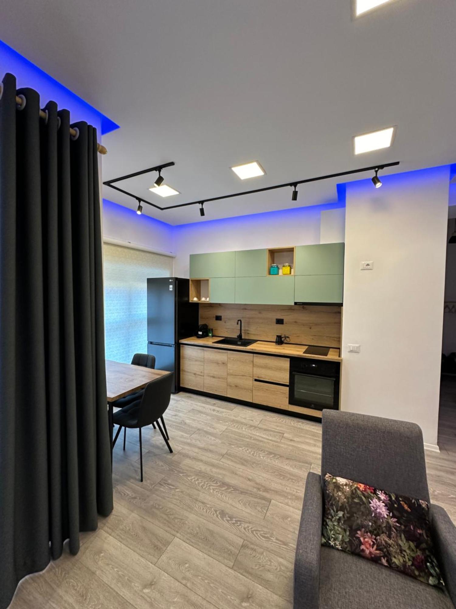 טיראנה Sunflower Apartment מראה חיצוני תמונה