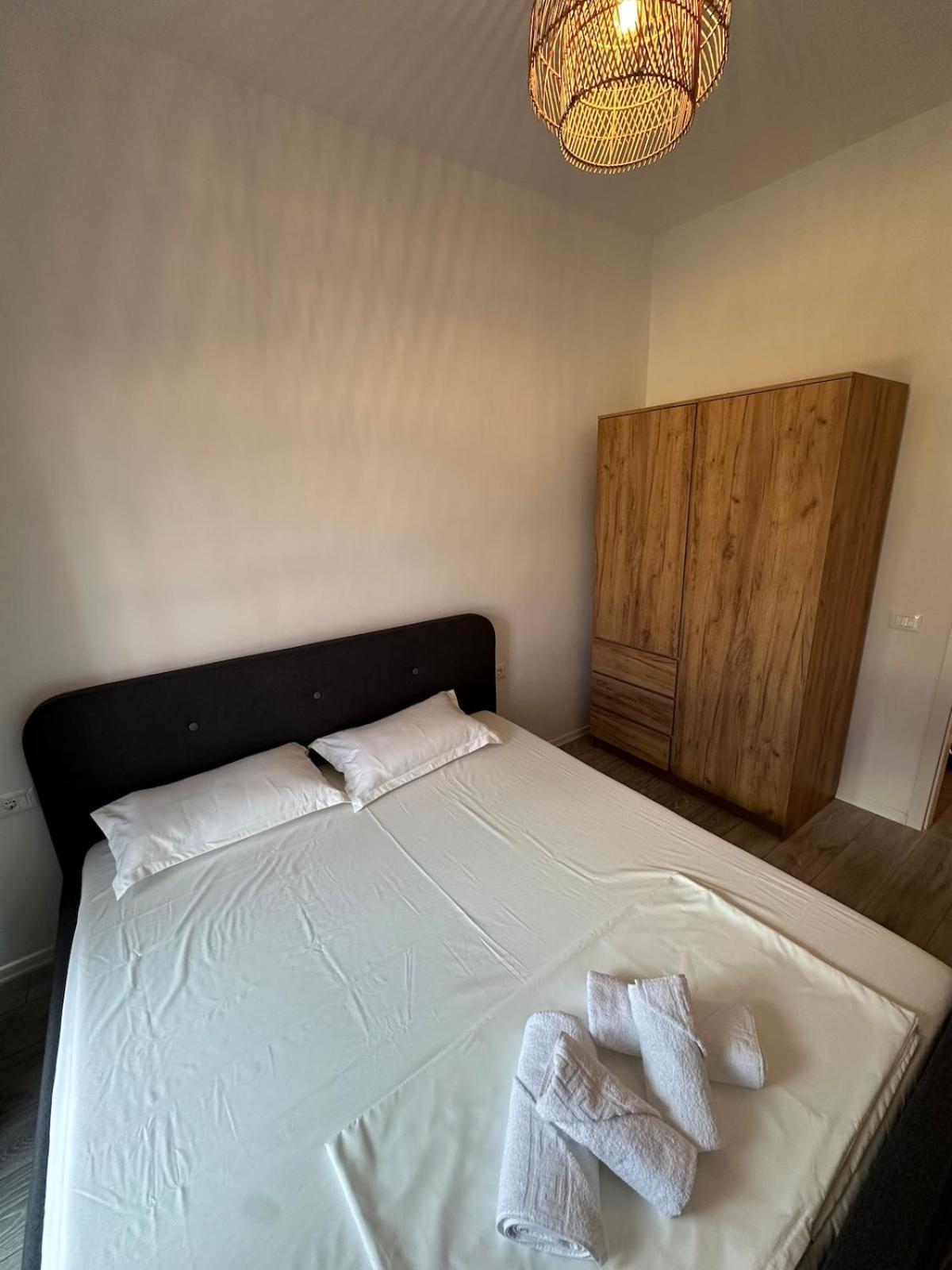 טיראנה Sunflower Apartment מראה חיצוני תמונה