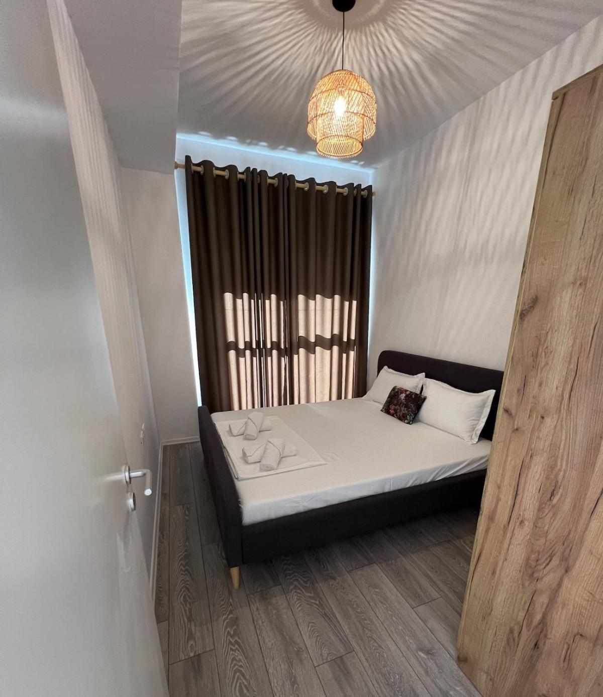 טיראנה Sunflower Apartment מראה חיצוני תמונה
